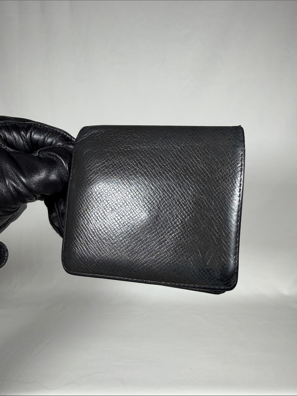 Louis Vuitton Vintage Black Taiga Leather Bifold Wallet